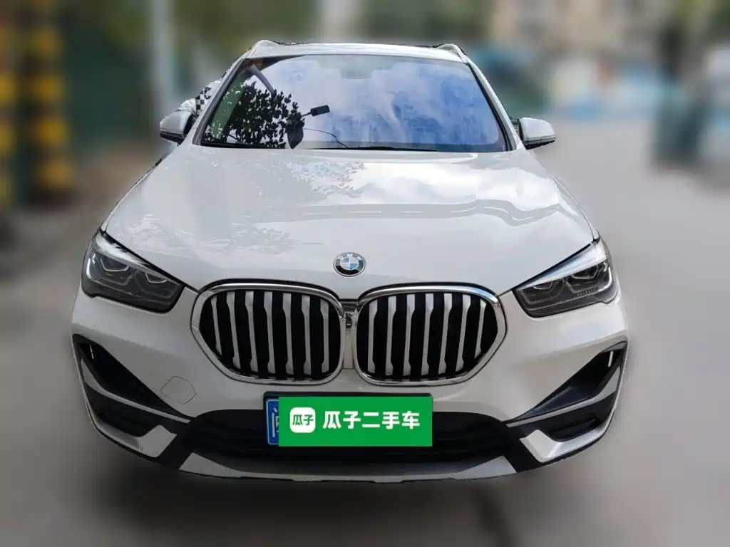 BMW X1 2022 — фото 2