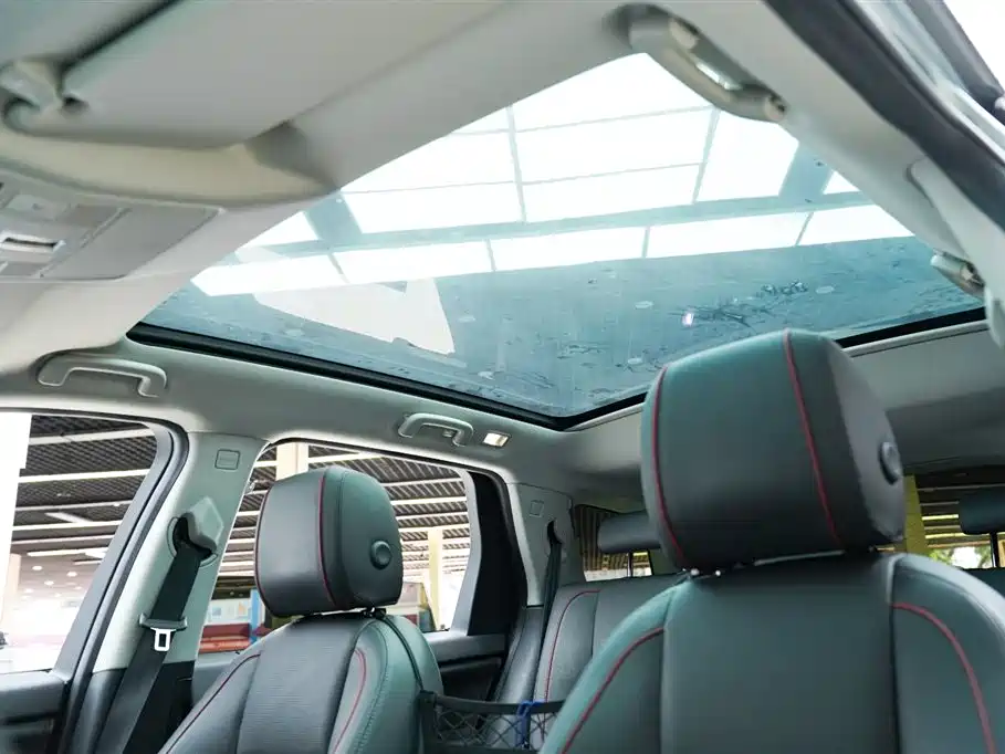 Land Rover Discovery Sport 2020 — фото 14