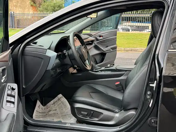 Toyota Avalon 2021