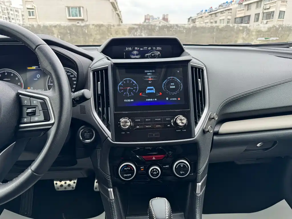 Subaru Forester 2022 — фото 20