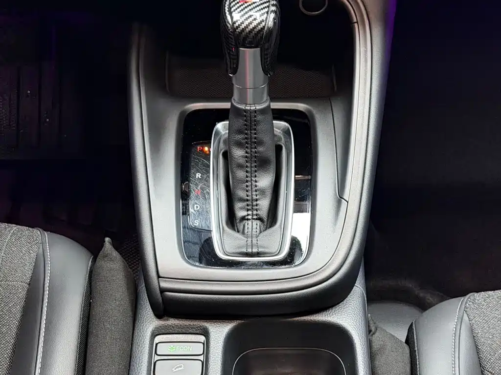 Honda Vezel 2023 — фото 20