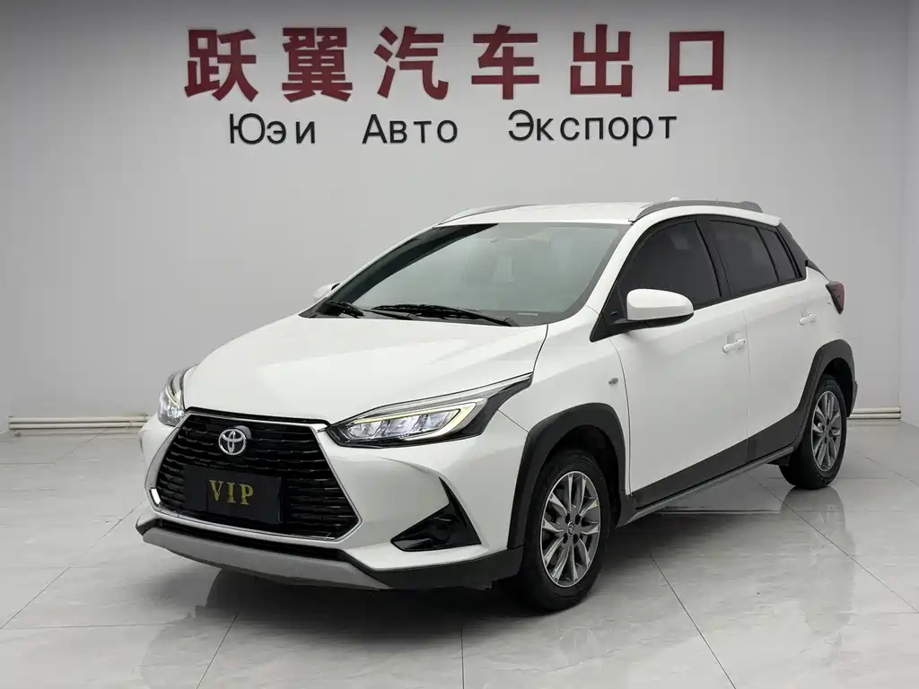 Toyota Yaris L 2021