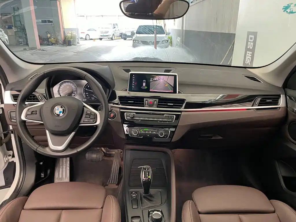 BMW X1 2020 — фото 8