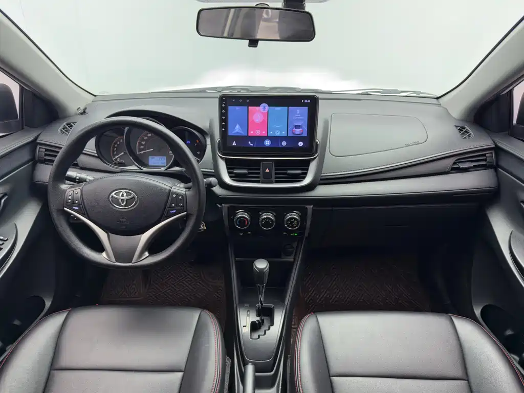 Toyota Yaris L 2021 — фото 9