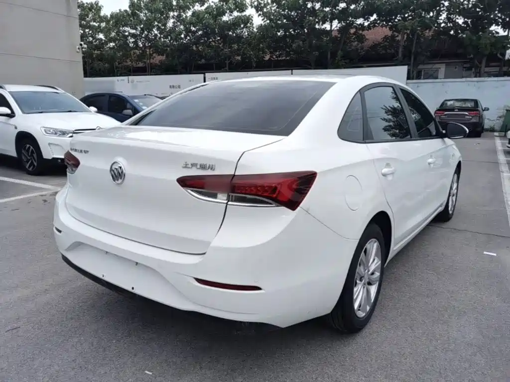 Buick Excelle 2022