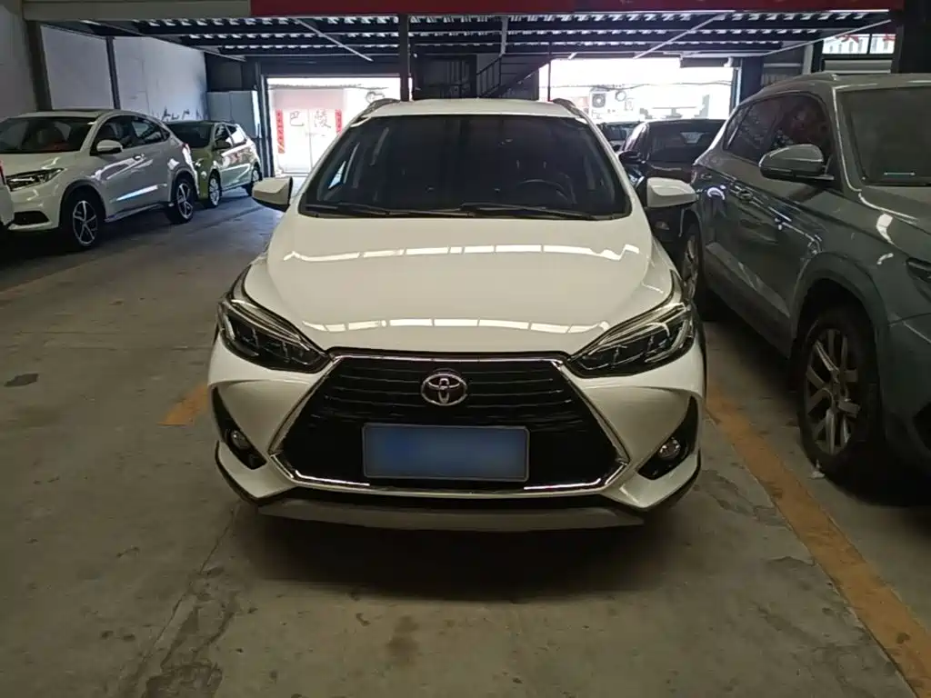 Toyota Yaris L 2020