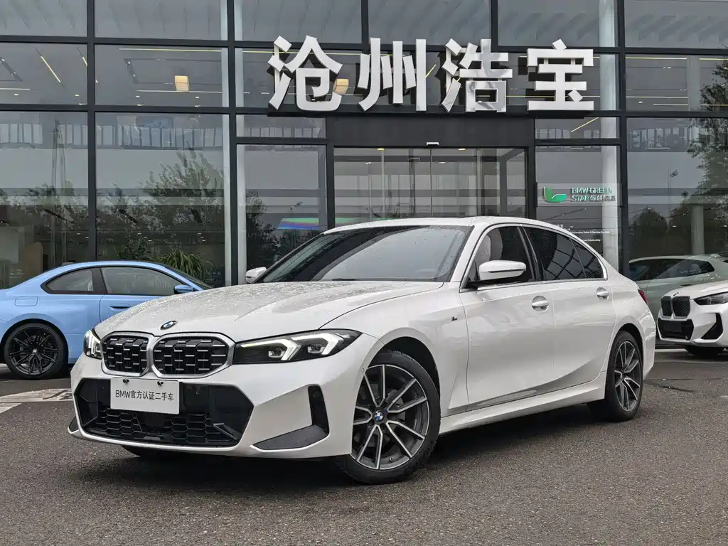 BMW 3 Series 2025 — фото 1