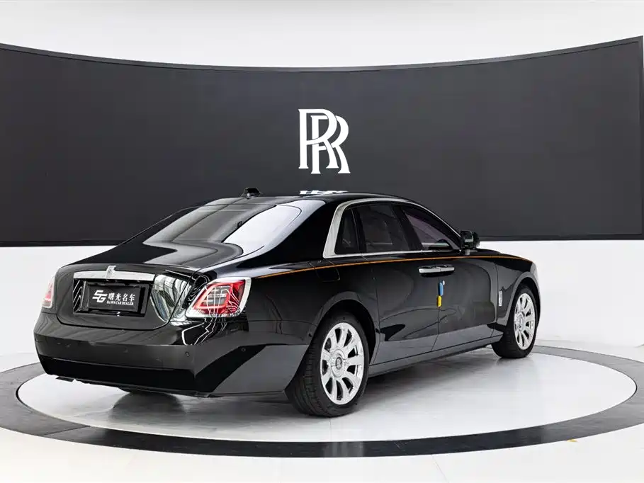 Rolls-Royce Ghost 2023 — фото 4