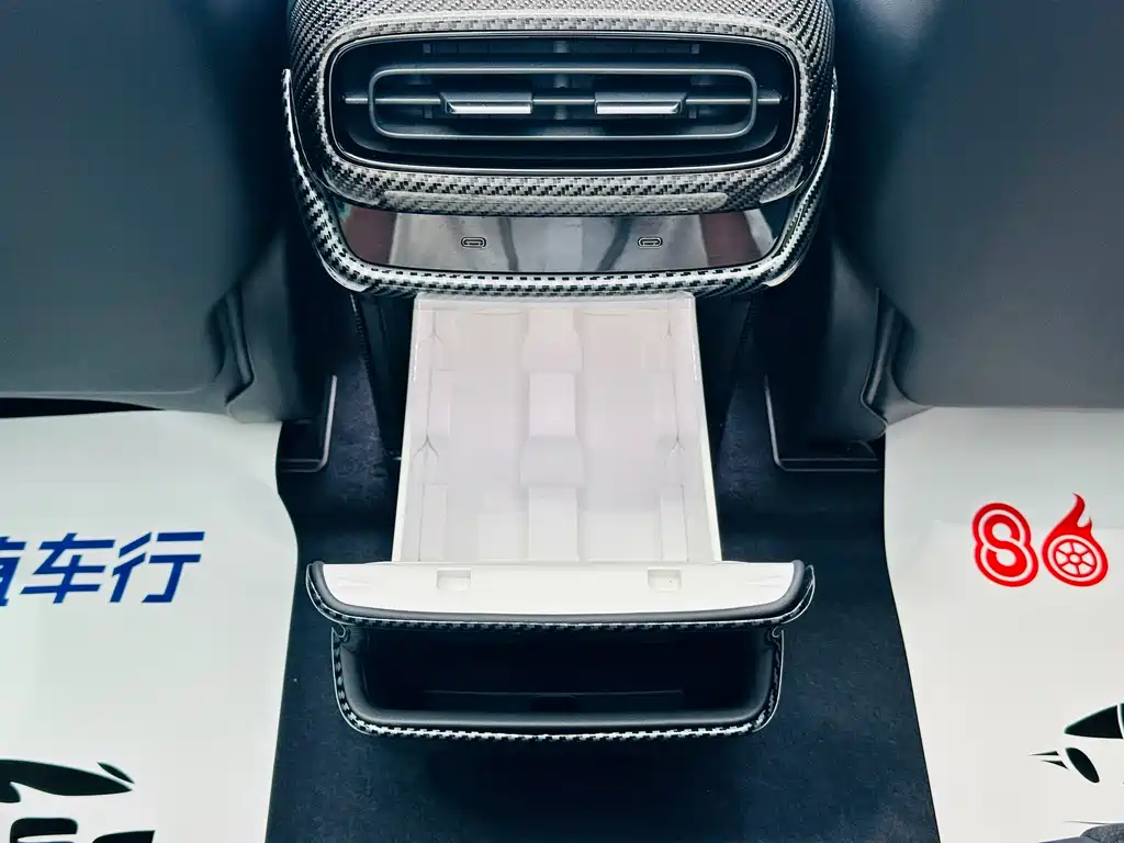 Xiaomi SU7 Ultra 2025 — фото 14
