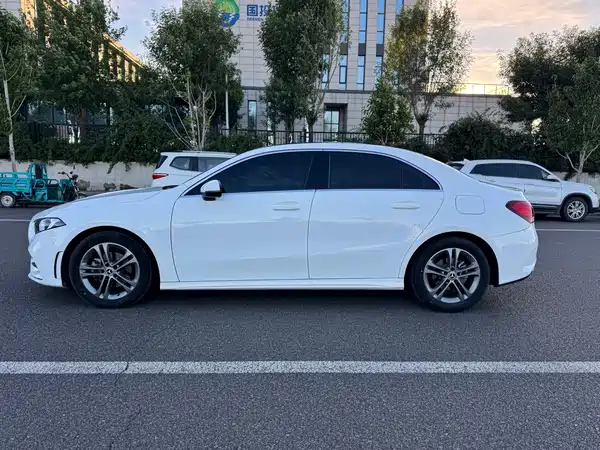 Mercedes-Benz A-Class 2022