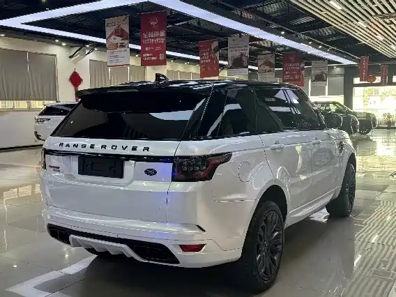 Land Rover Sport 2017 — фото 12