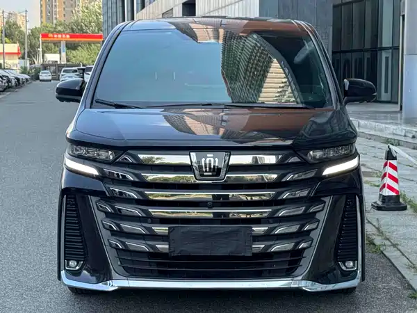 Toyota Vellfire 2024