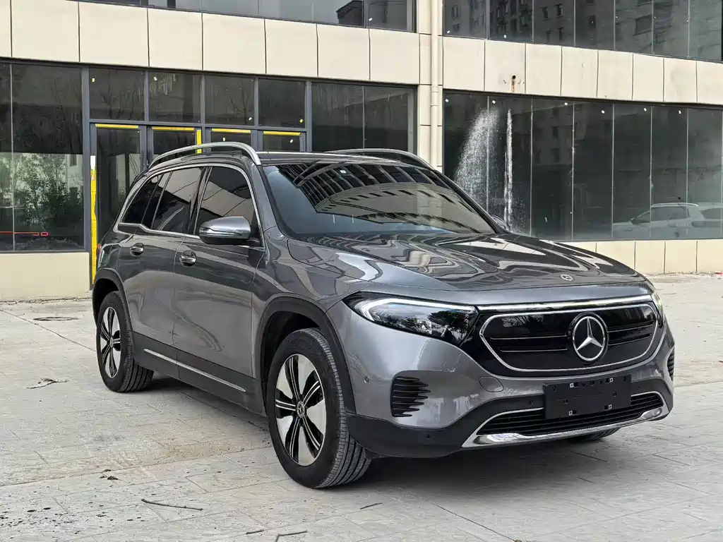 Mercedes-Benz EQB 2022