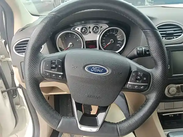 Ford Focus 2015
