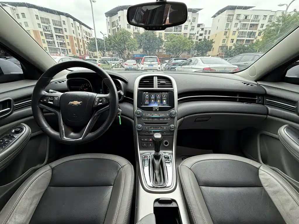 Chevrolet Malibu 2014 — фото 11