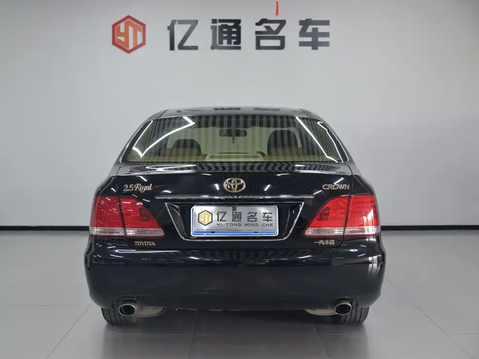 Toyota Crown 2006 — фото 20