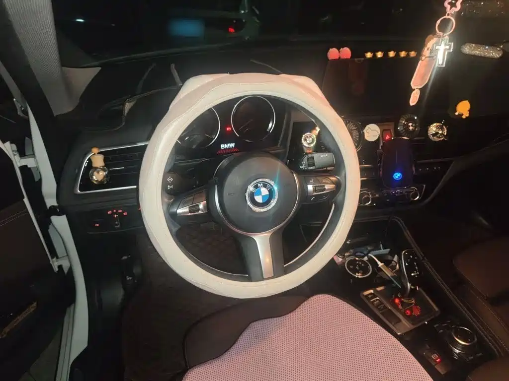 BMW 1 Series 2022