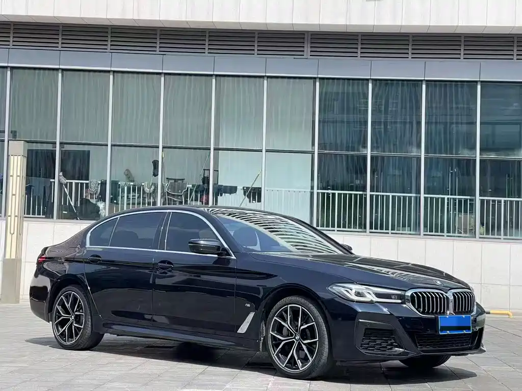 BMW 5 Series 2022
