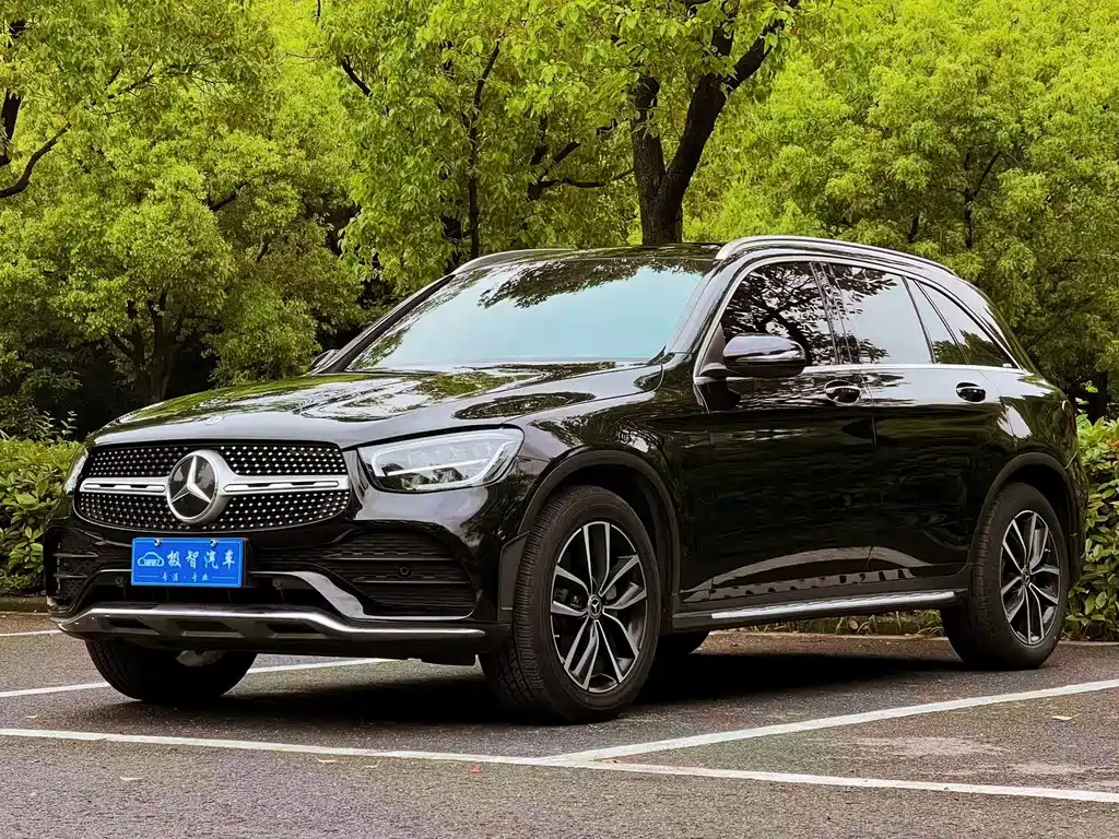 Mercedes-Benz GLC 2022 — фото 1