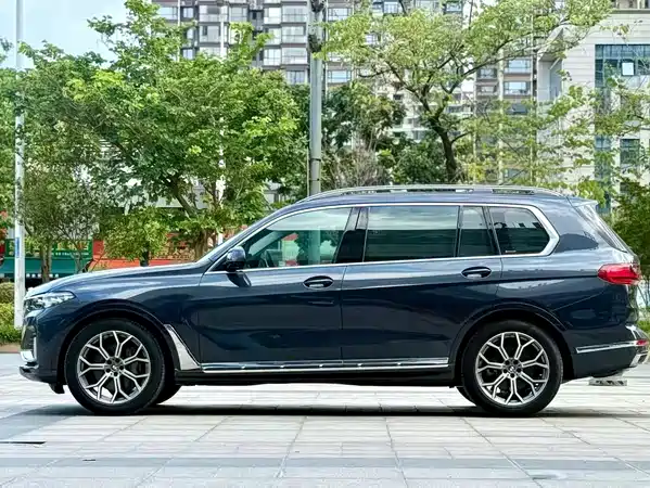 BMW X7 2019