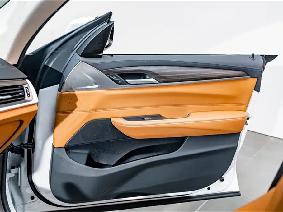 BMW 6 Series GT 2022 — фото 16