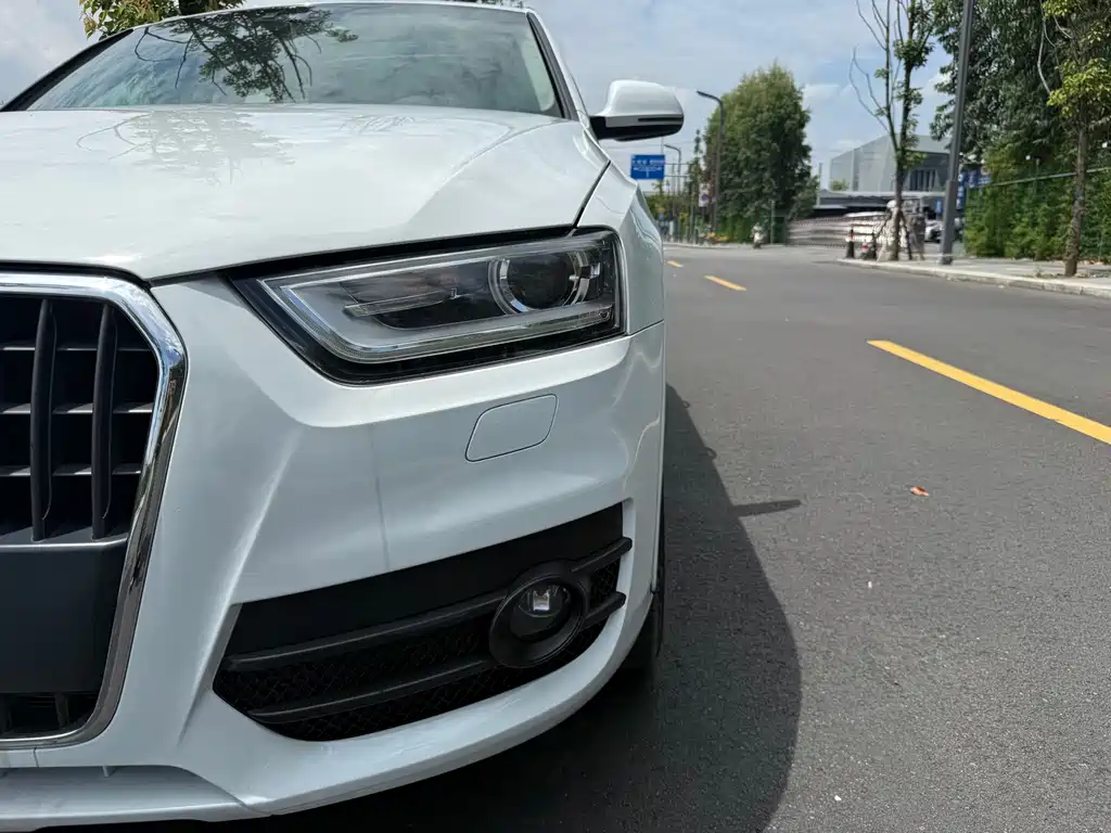 Audi Q3 2015
