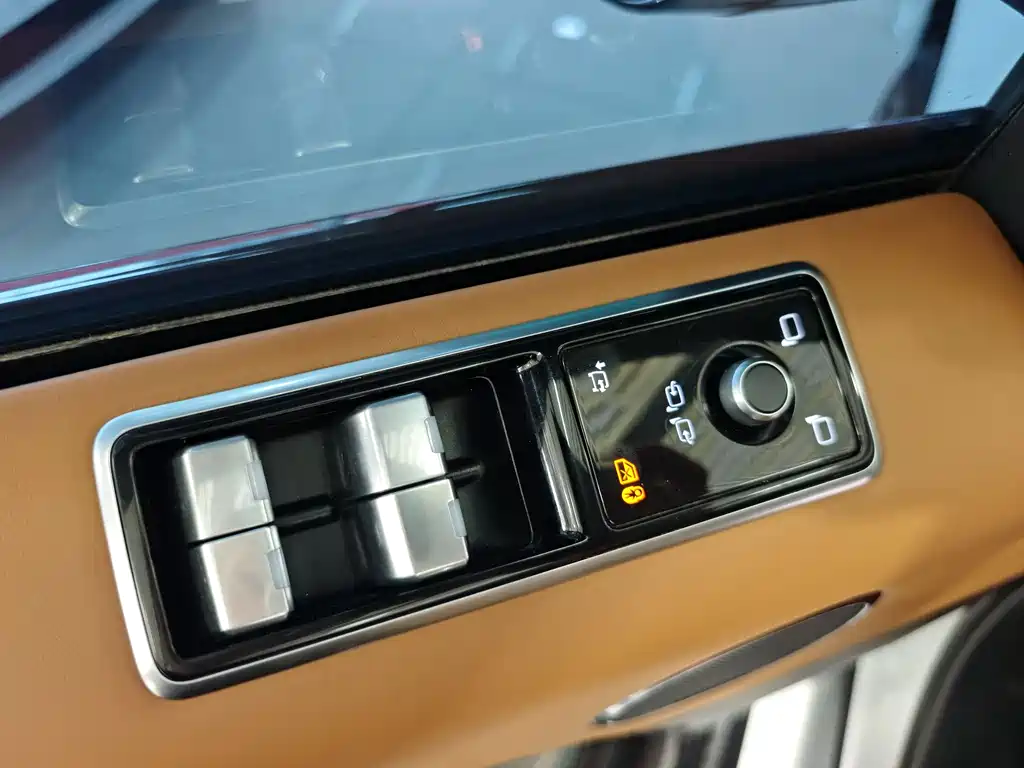 Land Rover Sport 2022 — фото 24