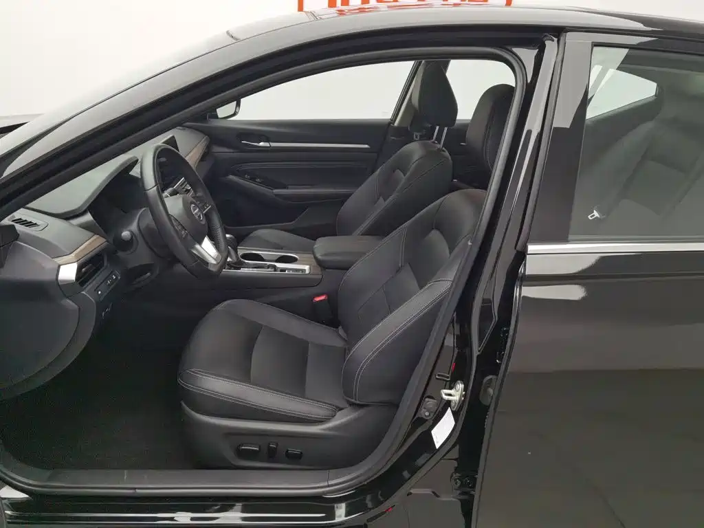 Nissan Teana 2022 — фото 10