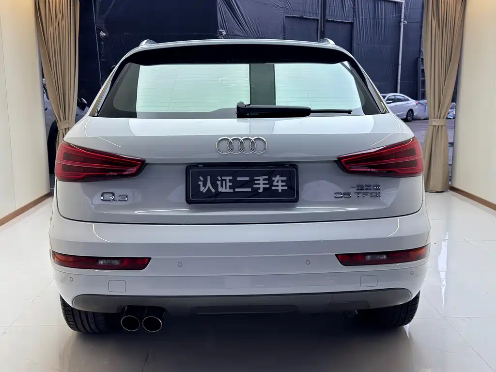 Audi Q3 2017 — фото 11