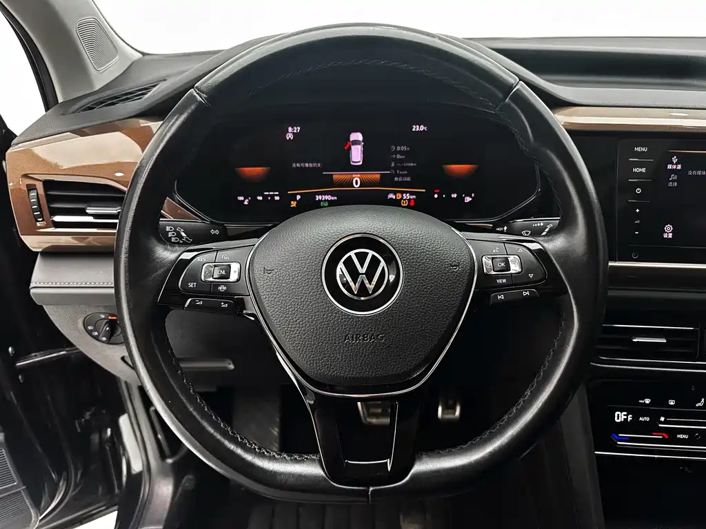 Volkswagen Tharu 2022 — фото 12