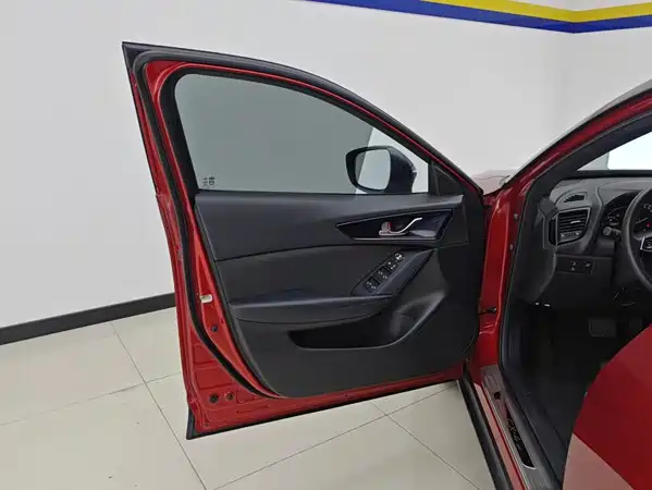 Mazda CX-4 2021