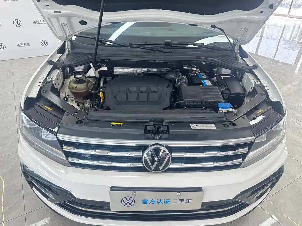 Volkswagen Tiguan L 2021 — фото 10
