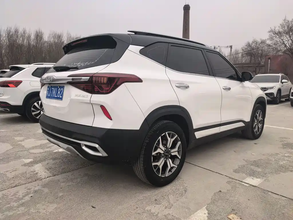 Kia KX3 2023 — фото 12
