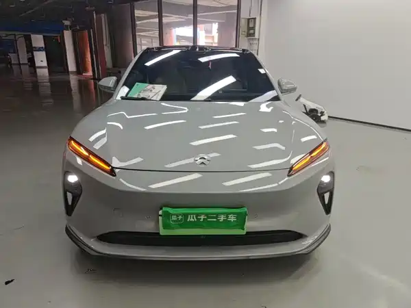 NIO ET5T 2024