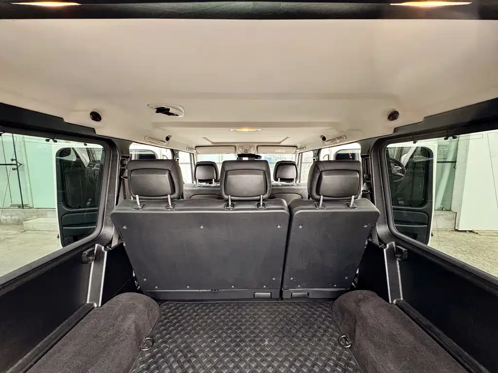 Mercedes-Benz G-Class 2013 — фото 19