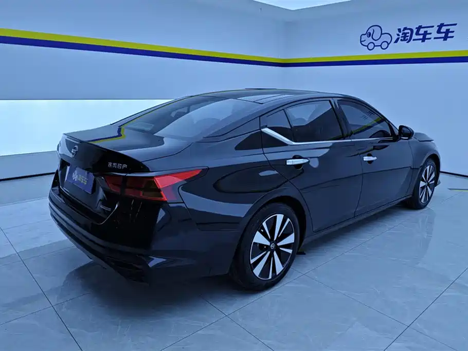 Nissan Teana 2023 — фото 3