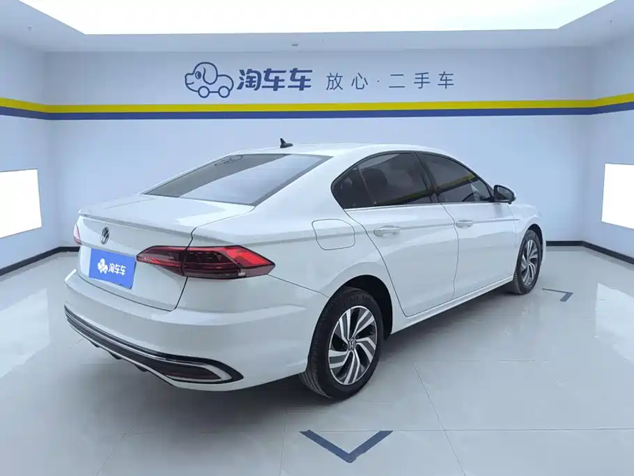 Volkswagen Bora 2022