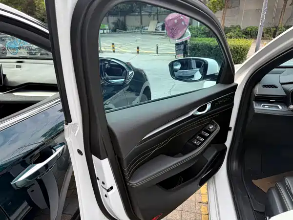 Geely Xingrui 2023