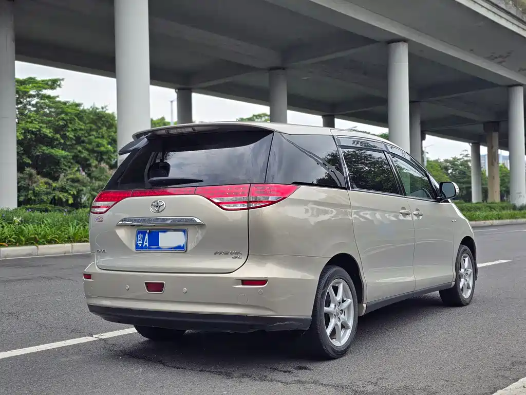 Toyota Previa 2008 — фото 10