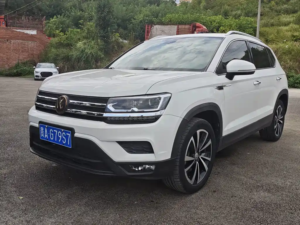Volkswagen Tharu 2019