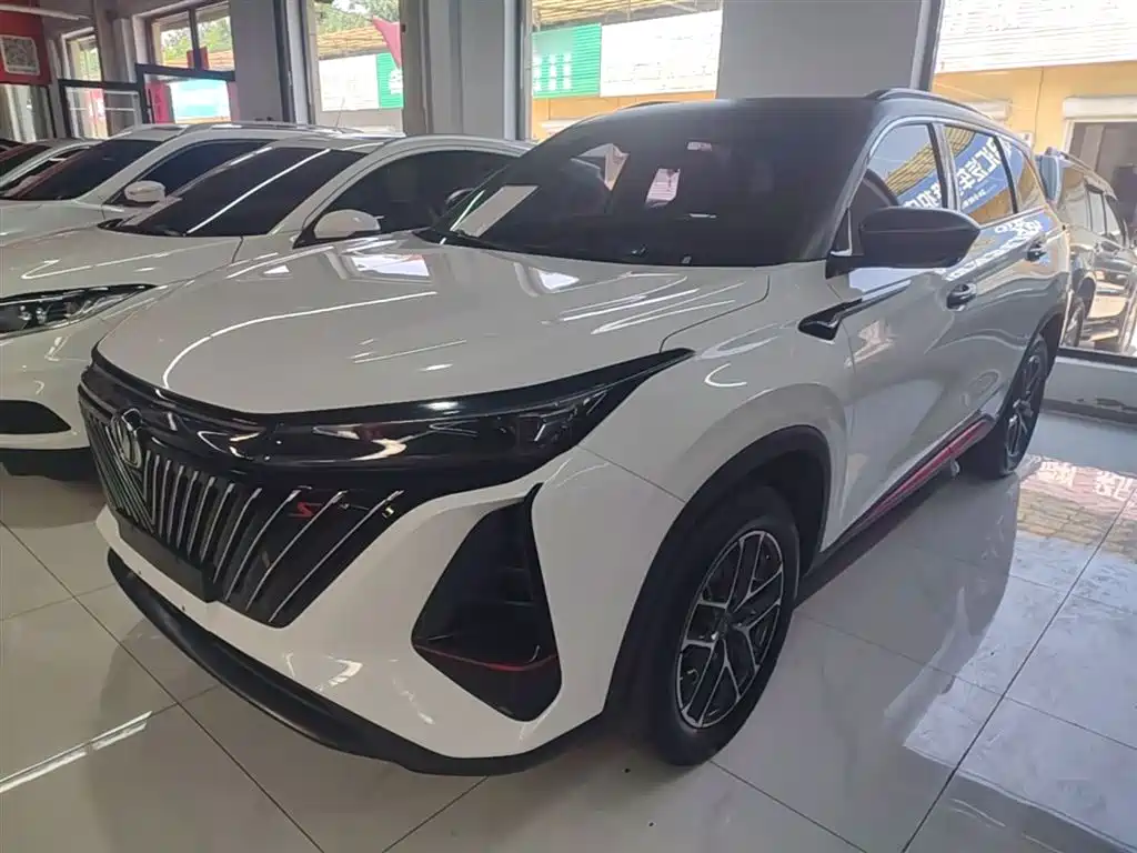 Changan CS75 PLUS 2023 — фото 1