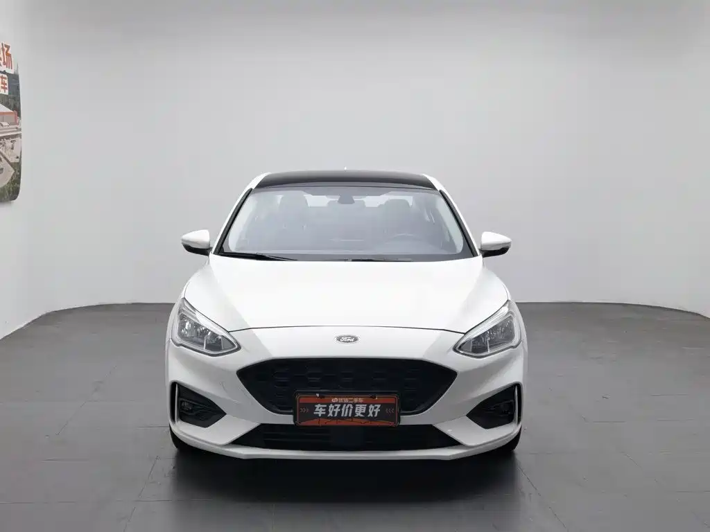 Ford Focus 2019 — фото 3