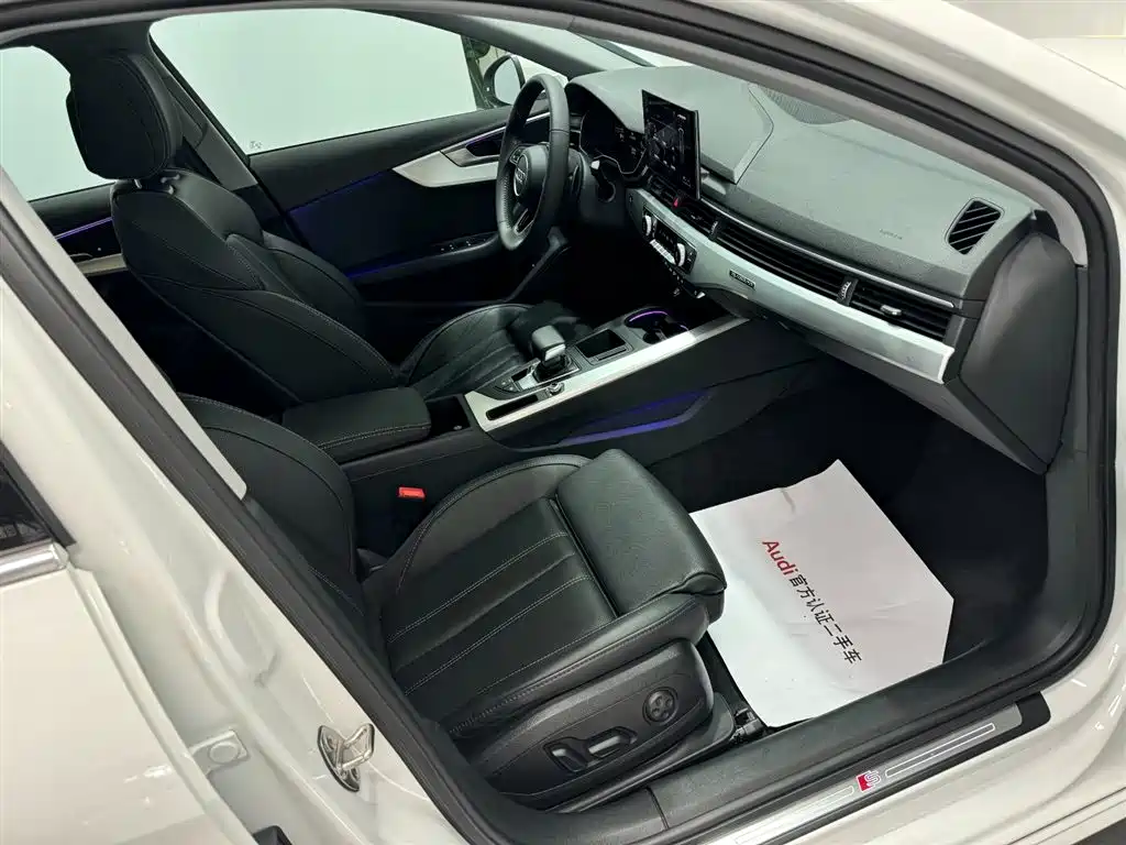 Audi A4L 2021 — фото 10