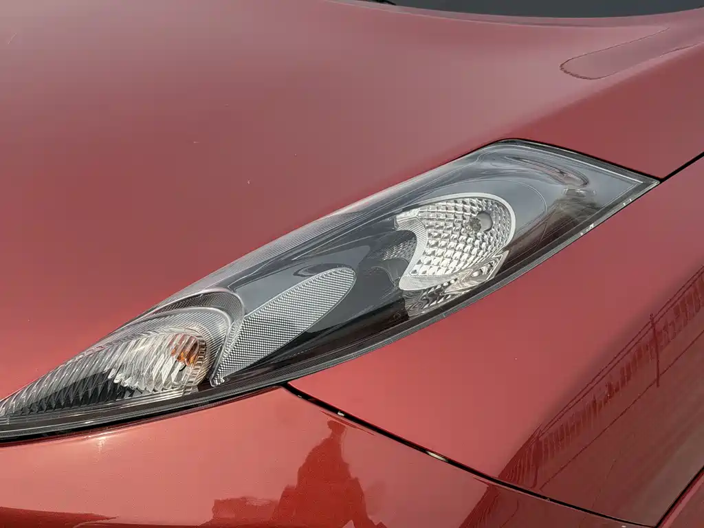 Infiniti ESQ 2018 — фото 19