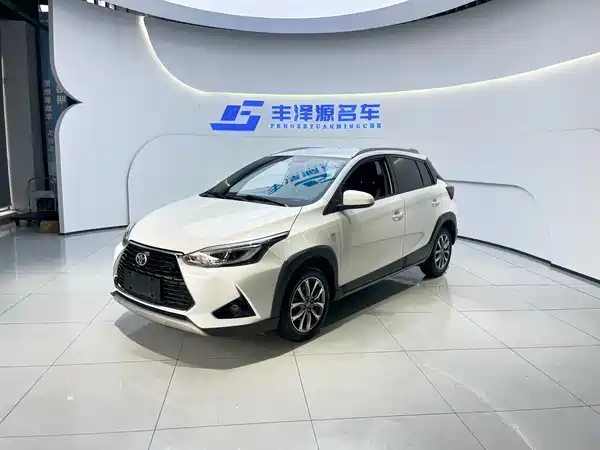 Toyota Yaris L 2020