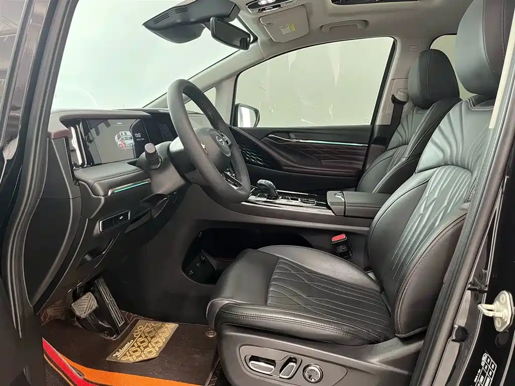 GAC Motor Trumpchi M8 2023 — фото 4