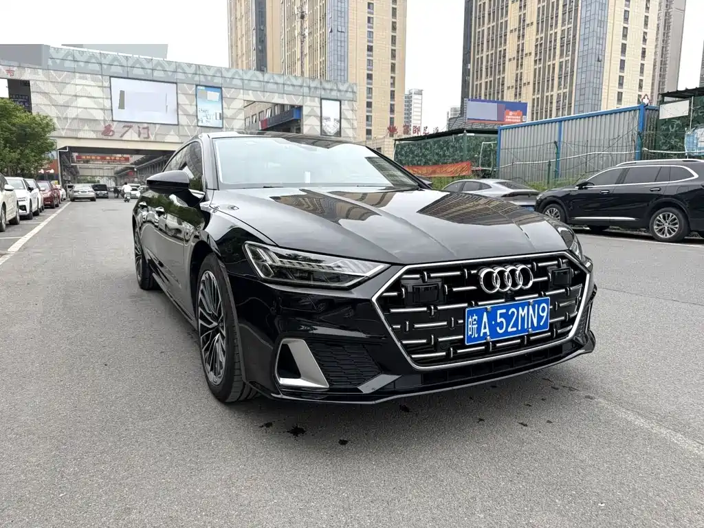 Audi A7L 2025 — фото 3