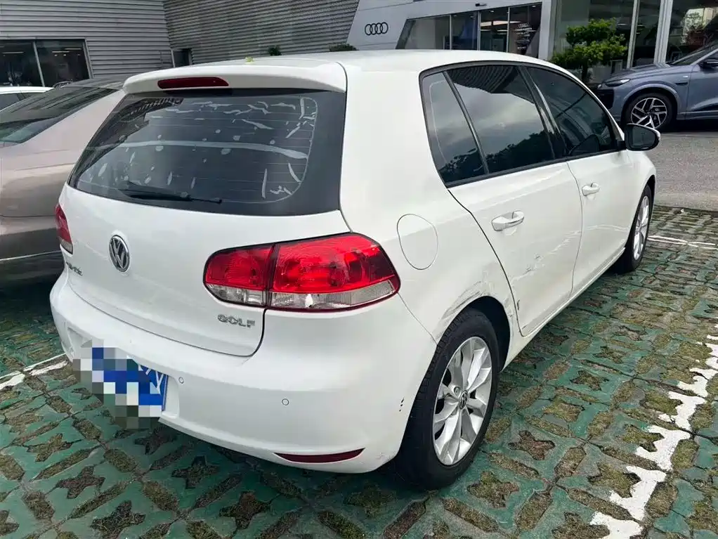 Volkswagen Golf 2014