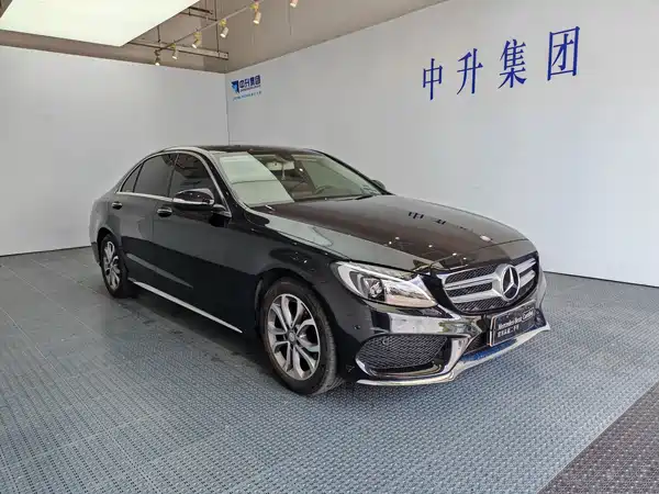 Mercedes-Benz C-Class 2017