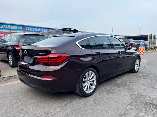 BMW 5 Series GT 2015